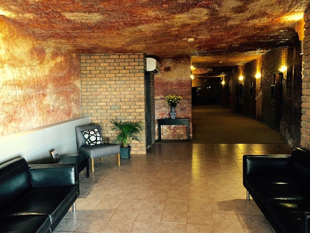 The Lookout Cave Underground Motel Coober Pedy Kültér fotó