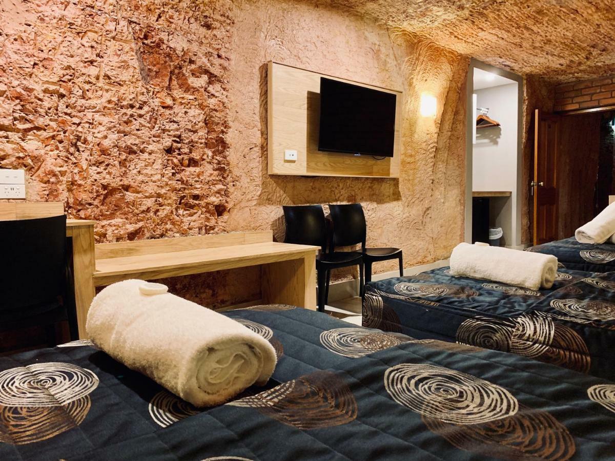 The Lookout Cave Underground Motel Coober Pedy Kültér fotó